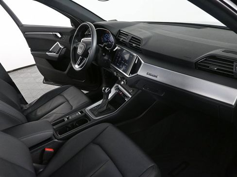Used 2020 Audi Q3 2.0T Premium w/ Convenience Package image 23