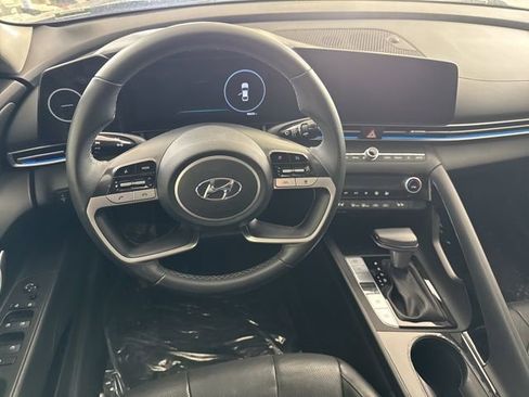 Used 2022 Hyundai Elantra Limited w/ Cargo Package image 28