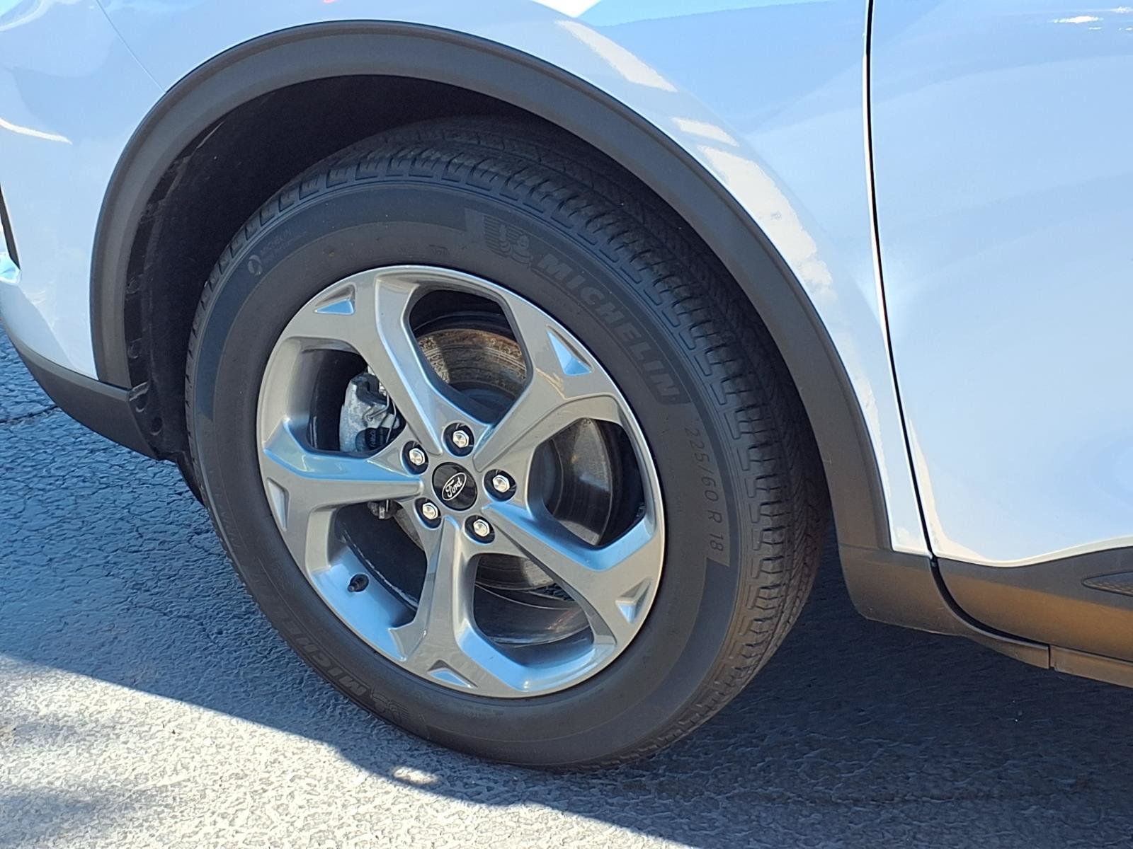 Used 2025 Ford Escape ST-Line Select AWD/4WD image 29