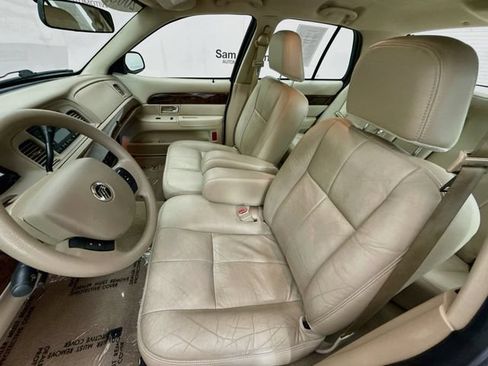 Used 2008 Mercury Grand Marquis GS RWD image 18