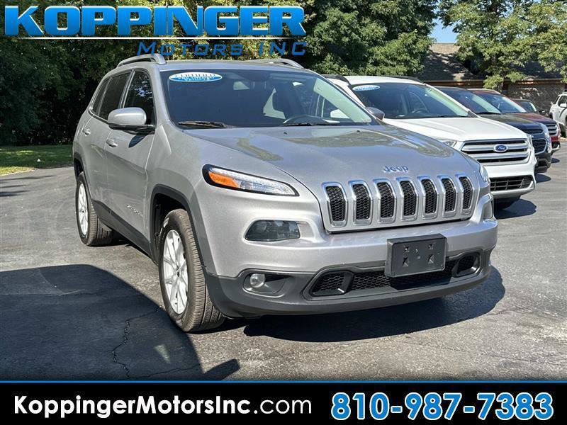 Used 2018 Jeep Cherokee Latitude w/ Comfort & Convenience Group FWD image 1