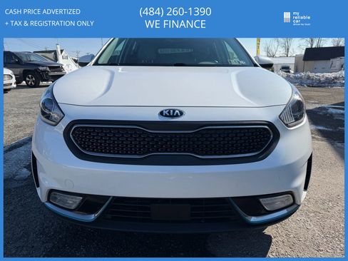 Used 2019 Kia Niro LX image 2