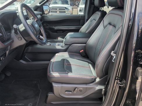 Used 2024 Ford Expedition Limited AWD/4WD image 10