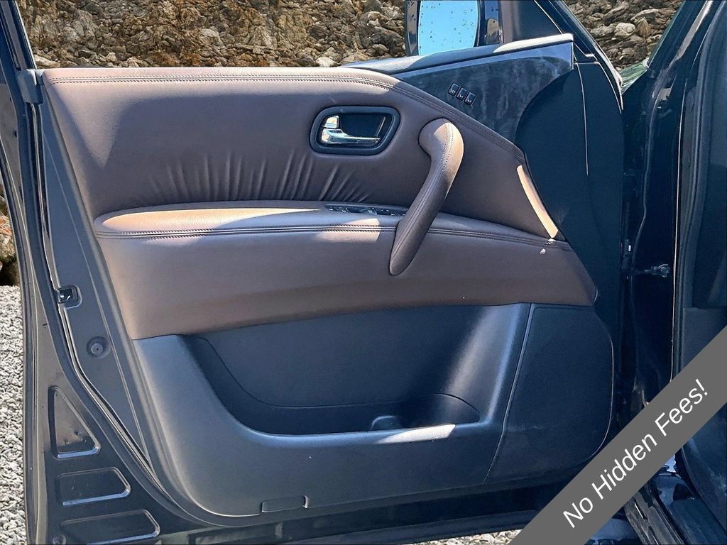 Used 2021 Nissan Armada Platinum w/ Captain's Chairs Package RWD image 20