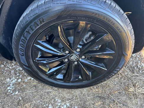 Used 2025 Buick Envista Sport Touring image 30