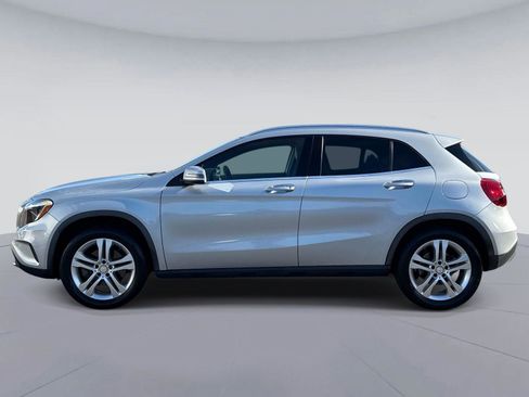 Used 2016 Mercedes-Benz GLA 250 image 7
