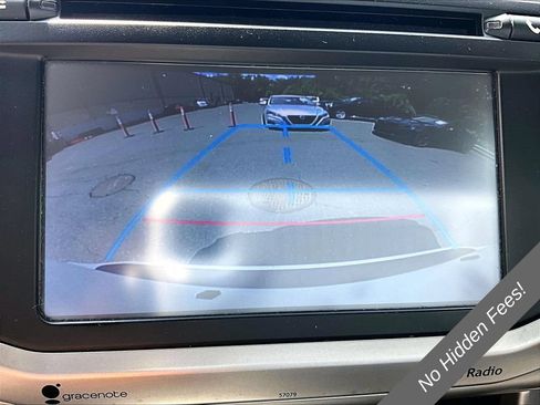 Used 2014 Toyota 4Runner SR5 AWD/4WD image 17