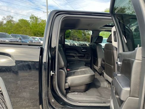 Used 2016 GMC Sierra 1500 Denali w/ Enhanced Driver Alert Package AWD/4WD image 34