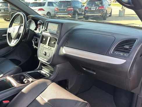 Used 2020 Dodge Grand Caravan GT FWD image 85
