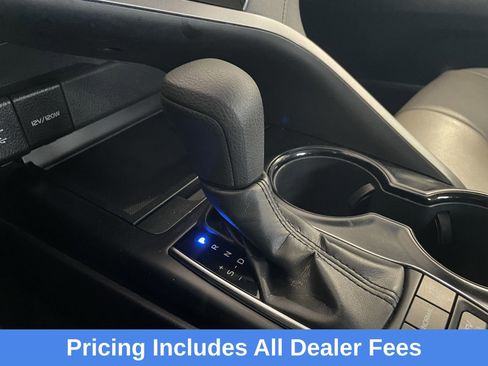 Used 2019 Toyota Camry LE FWD image 18