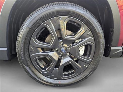 Used 2025 Subaru Ascent Onyx Edition image 10