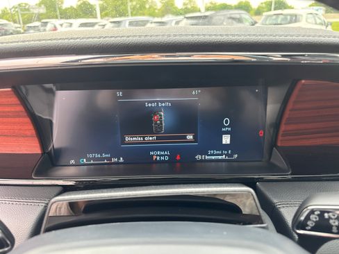 Certified 2024 Lincoln Navigator Premiere AWD/4WD image 15