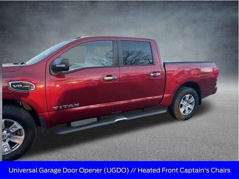 Used 2017 Nissan Titan SV image 12