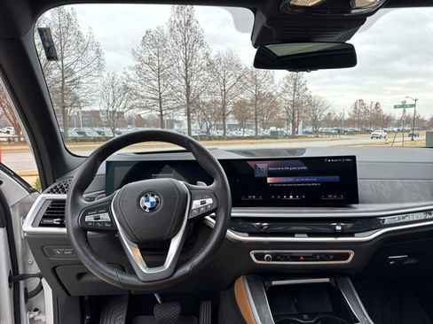 Certified 2024 BMW X5 xDrive40i w/ Premium Package image 12