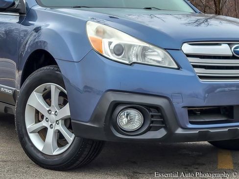 Used 2013 Subaru Outback 2.5i Premium w/ Popular Pkg 1B image 2