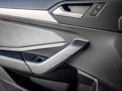 New 2026 Volkswagen Jetta SE image 27