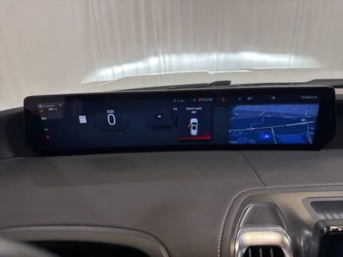 Used 2025 Ford Expedition Max Platinum image 15