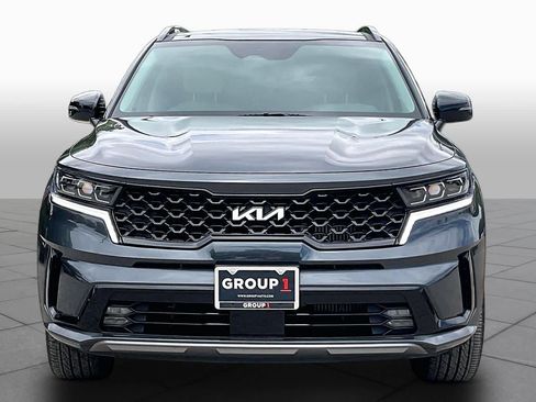 Used 2023 Kia Sorento SX AWD/4WD image 4
