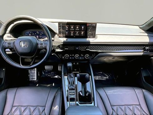 Used 2025 Honda Accord Sport image 8