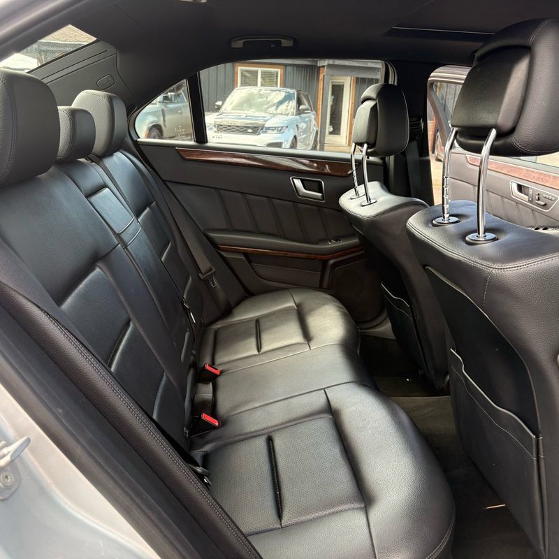 Used 2013 Mercedes-Benz E 350 4MATIC Sedan image 22