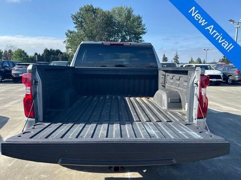 Used 2024 Chevrolet Silverado 1500 Custom w/ LPO, Dark Essentials Package AWD/4WD image 9
