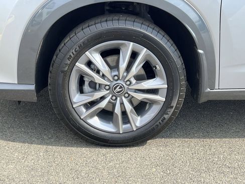 Certified 2025 Acura ADX FWD image 9