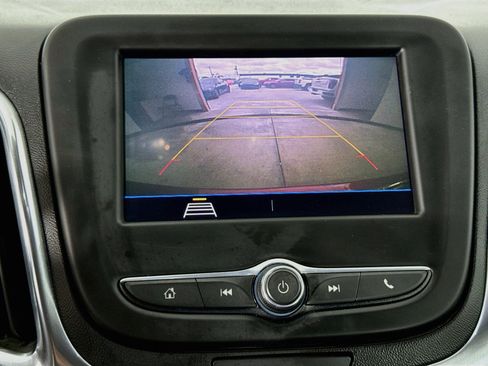 Used 2021 Chevrolet Equinox LT FWD image 15