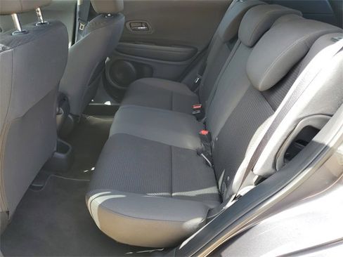 Used 2021 Honda HR-V LX image 27
