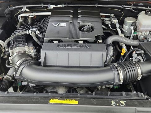 Used 2022 Nissan Frontier PRO-4X w/ Technology Package image 26