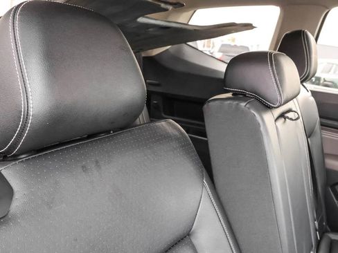 Used 2022 Volkswagen Atlas SE image 32