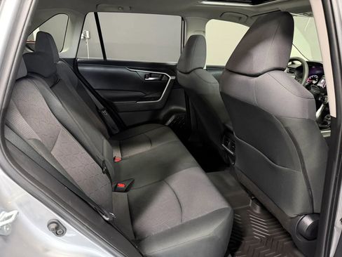 Used 2019 Toyota RAV4 XLE w/ All Weather Liner Package AWD/4WD image 17