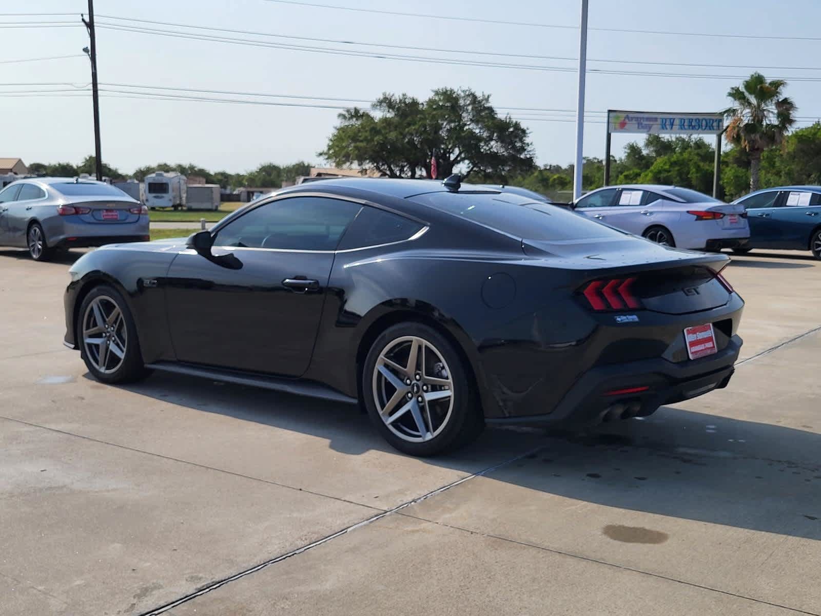 Used 2024 Ford Mustang GT Premium RWD image 3