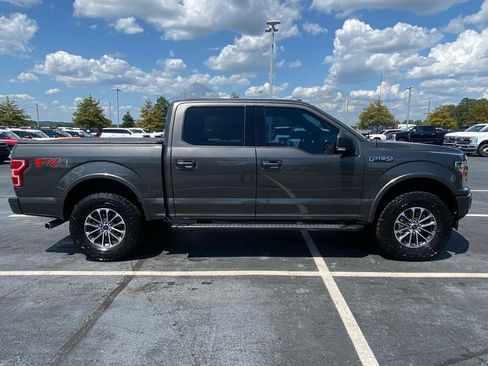 Used 2018 Ford F150 XLT w/ Equipment Group 302A Luxury AWD/4WD image 8