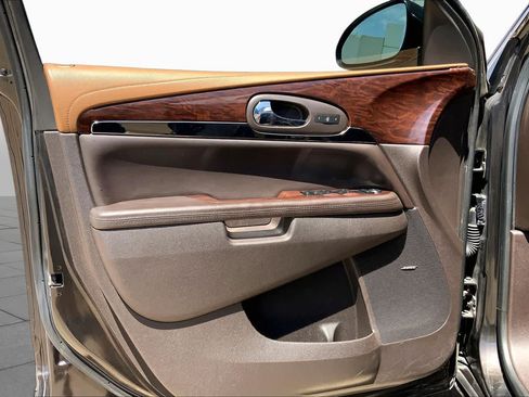 Used 2014 Buick Enclave Leather FWD image 20