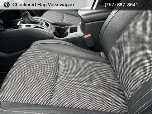 Used 2020 Nissan Rogue Sport SV w/ Technology Package image 20