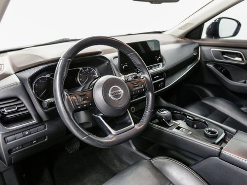 Used 2021 Nissan Rogue SL w/ Premium Package image 8