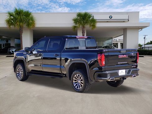 Used 2022 GMC Sierra 1500 AT4 w/ AT4 Preferred Package image 6