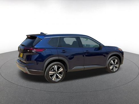 Used 2026 Nissan Rogue SL AWD/4WD image 15