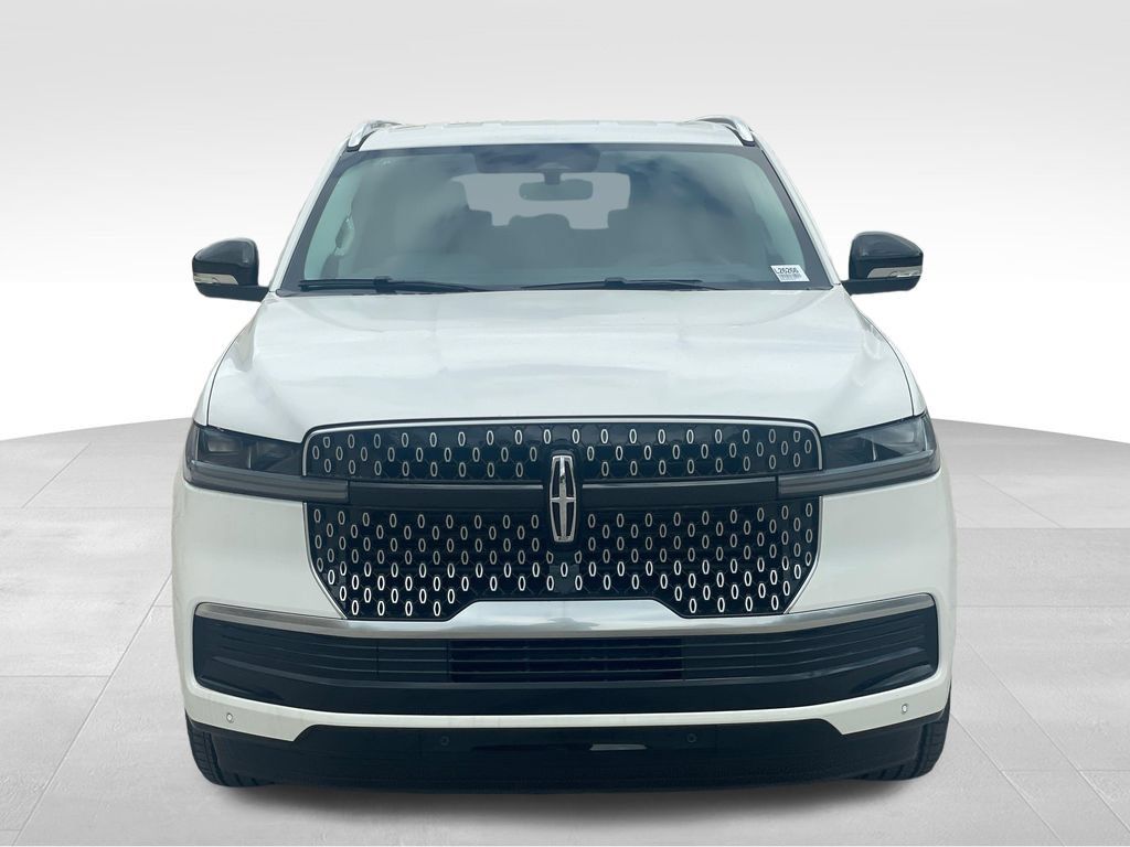 New 2026 Lincoln Navigator Premiere AWD/4WD image 8