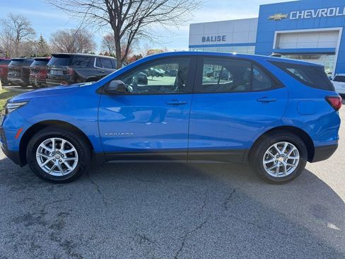 Used 2024 Chevrolet Equinox LS w/ Driver Confidence II Package image 2