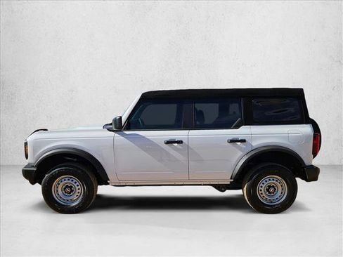 New 2025 Ford Bronco 4-Door AWD/4WD image 7