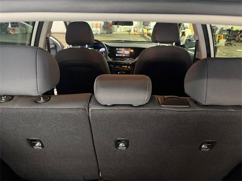 Used 2021 Kia Niro LX image 23