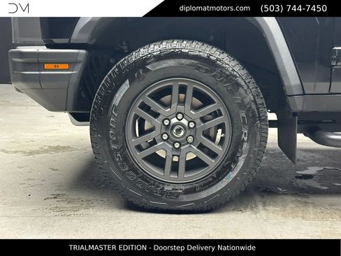 Used 2024 INEOS Grenadier AWD/4WD image 40