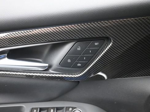 New 2026 Chevrolet Traverse High Country image 16