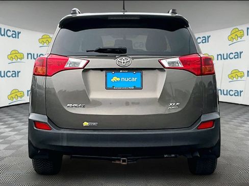 Used 2015 Toyota RAV4 XLE AWD/4WD image 5