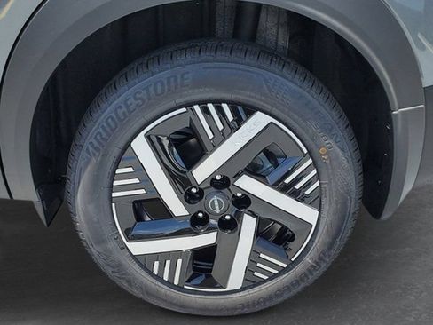 New 2026 Nissan Kicks SV FWD image 12