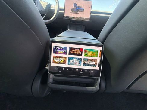 Used 2025 Tesla Model 3 Long Range RWD image 6