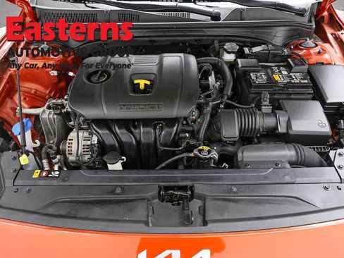Used 2023 Kia Forte LXS w/ LXS Technology Package FWD image 7
