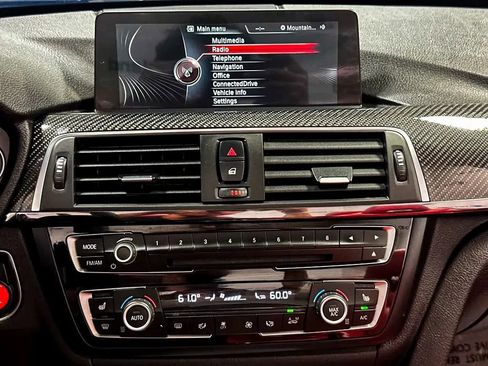 Used 2016 BMW M4 Convertible RWD image 25