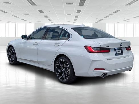 New 2025 BMW 330i xDrive Sedan w/ Premium Package image 5